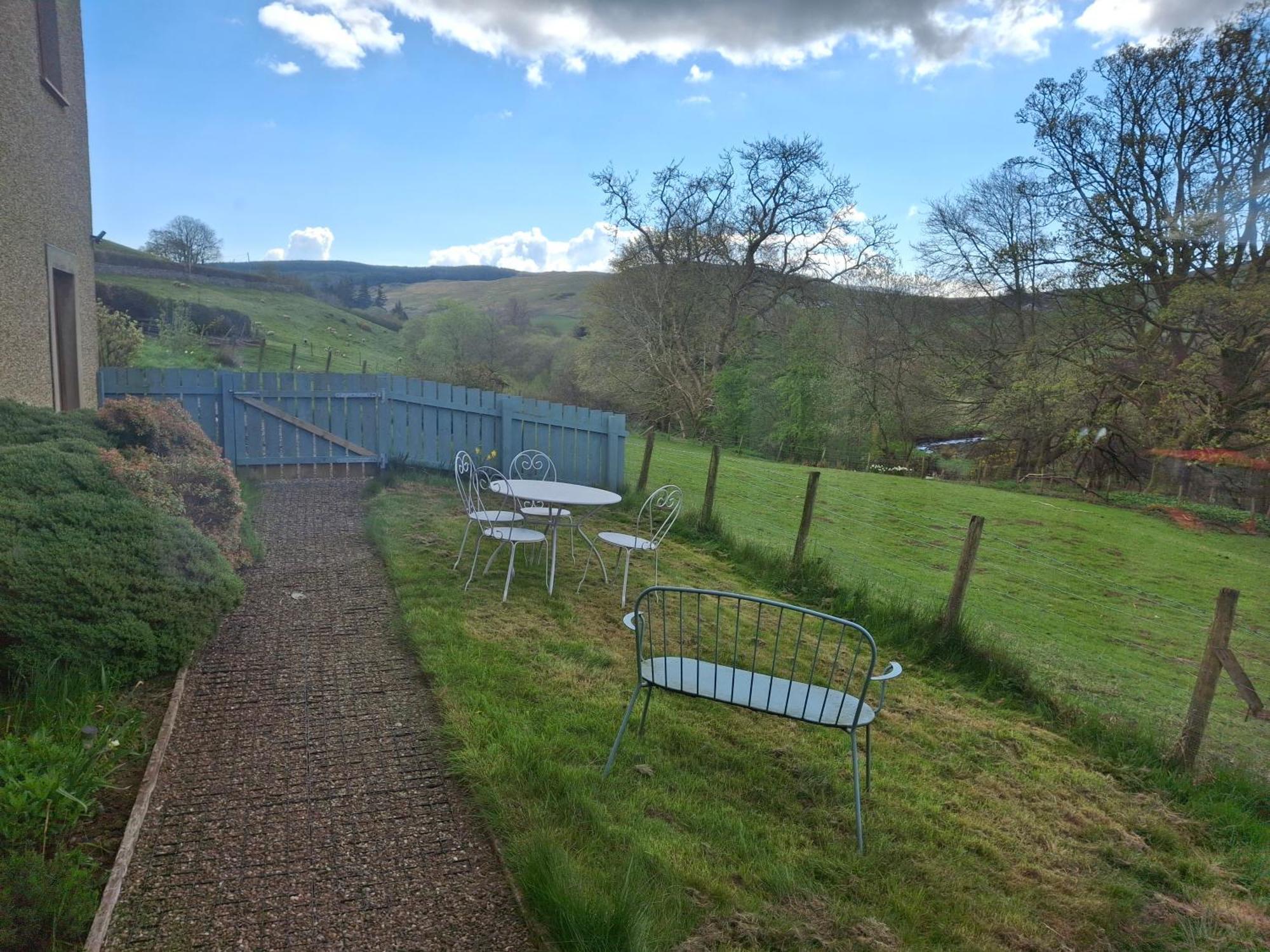 Rockfoot B&B Fintry Esterno foto